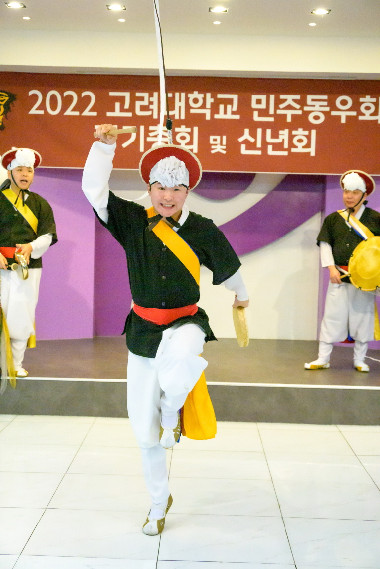 4bee09024c16311.jpg
